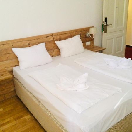 Hotel Comet Am Kurfuerstendamm Берлин Екстериор снимка