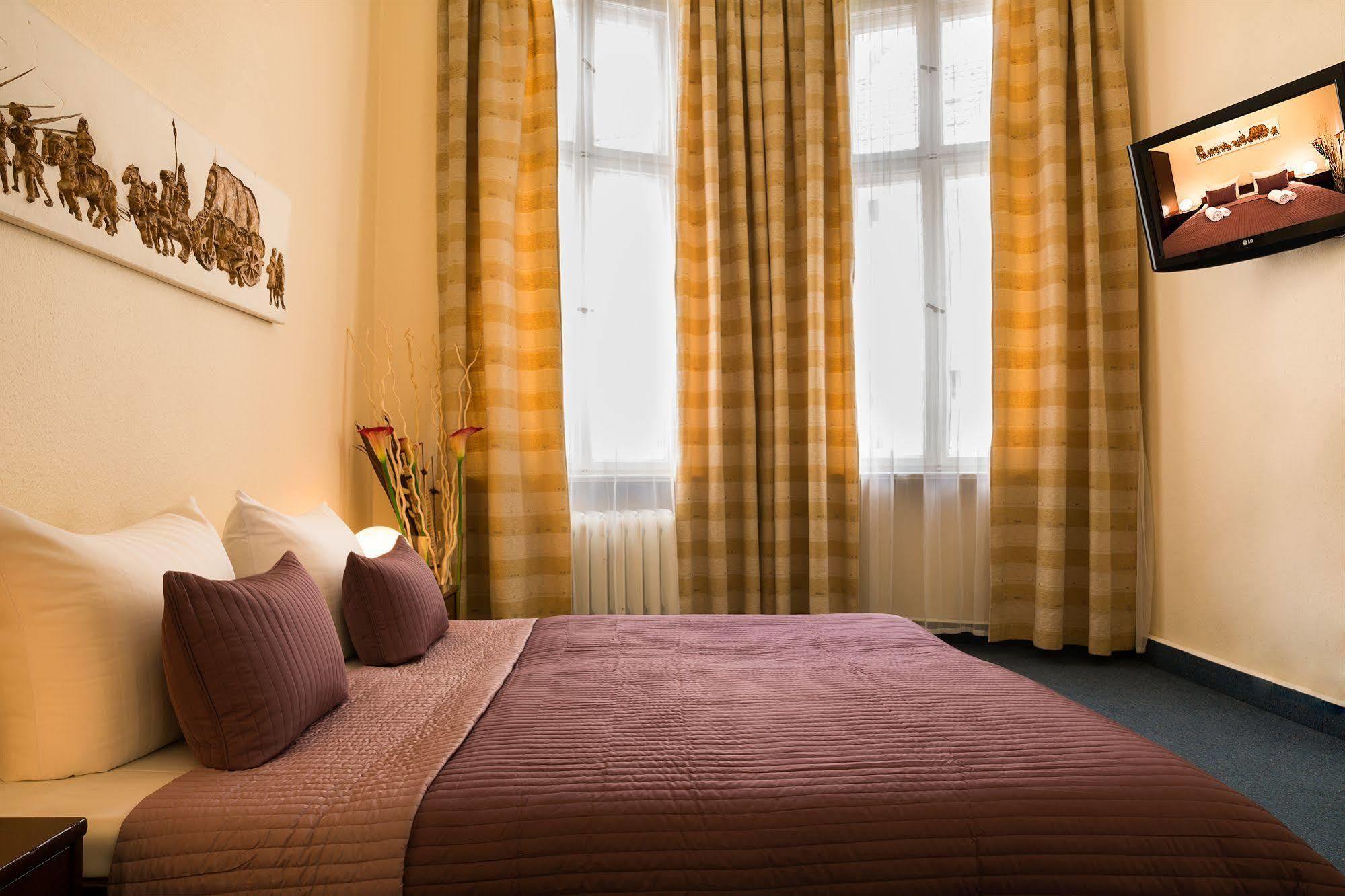 Hotel Comet Am Kurfuerstendamm Берлин Екстериор снимка