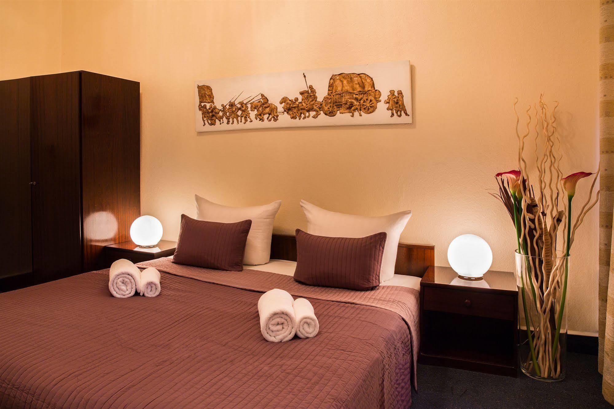 Hotel Comet Am Kurfuerstendamm Берлин Екстериор снимка