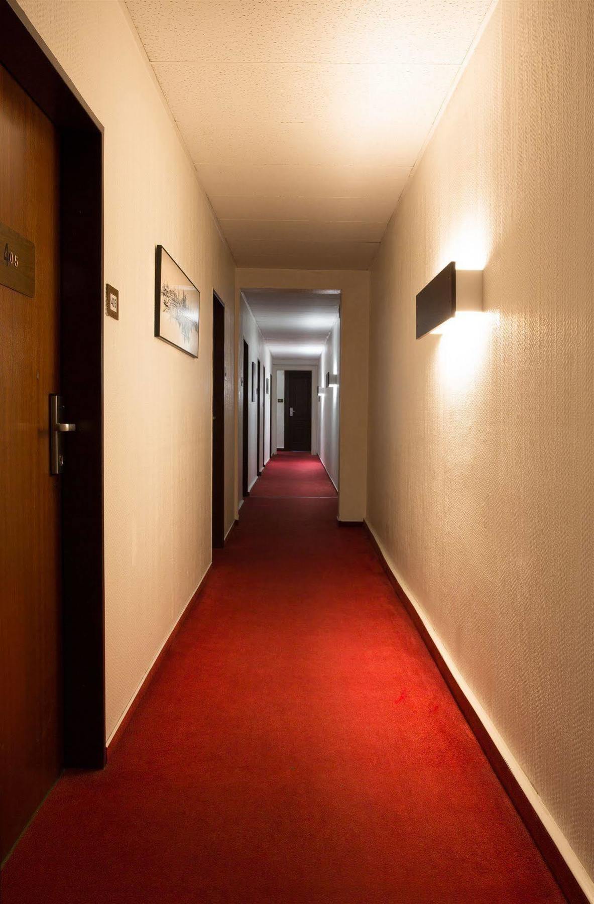 Hotel Comet Am Kurfuerstendamm Берлин Екстериор снимка