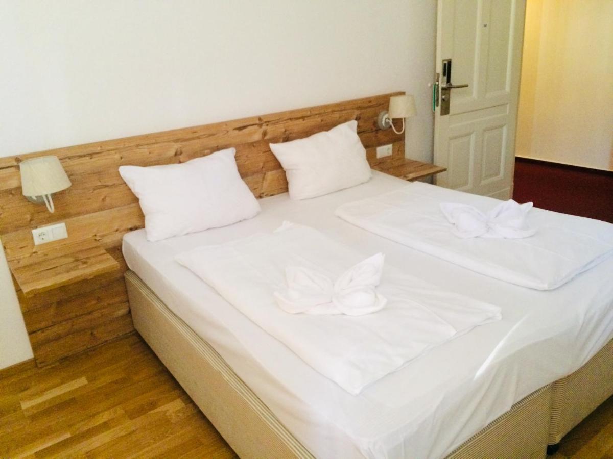 Hotel Comet Am Kurfuerstendamm Берлин Екстериор снимка